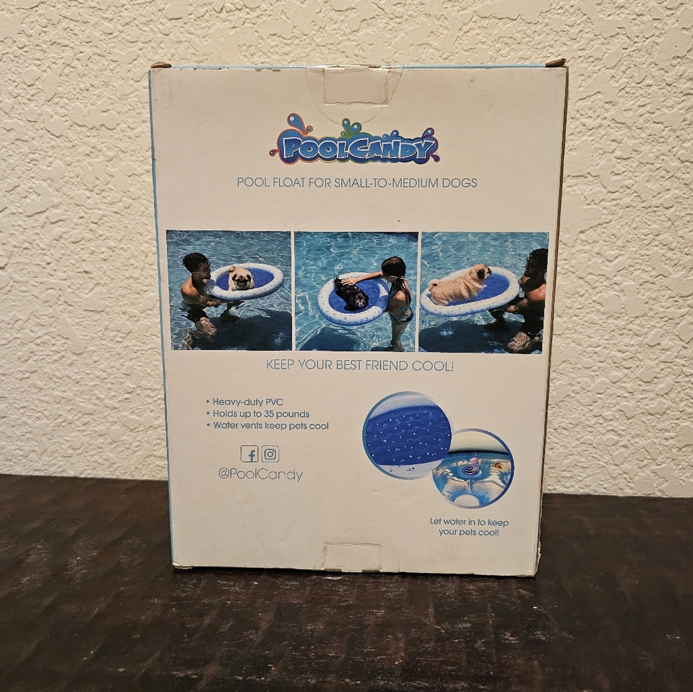 New PoolCandy Inflatable Pet Float - Picture 4 of 4